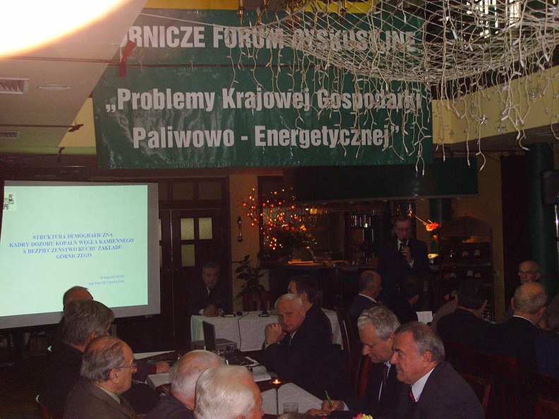IX Górnicze Forum Dyskusyjne – 3 XI 2006 r.  (2).JPG